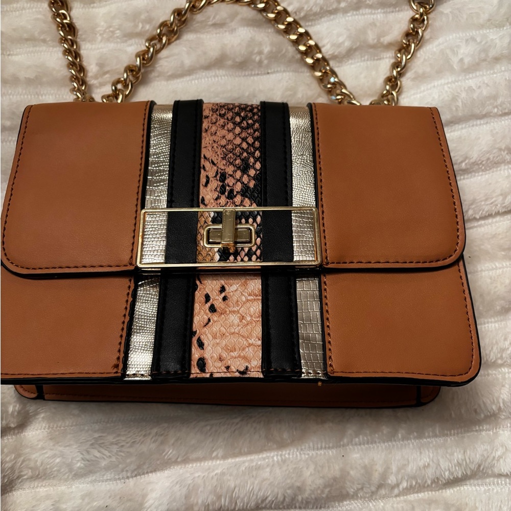 Aldo Crossbody Gold Chain Purse Tan bag with Snake & Gold accents